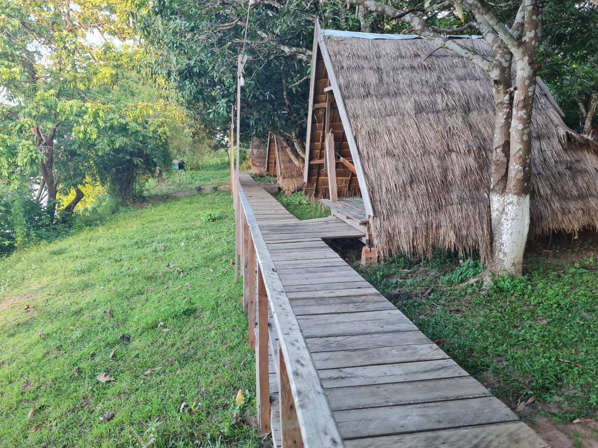 Savet Guesthouse Stoeng Treng Exterior foto